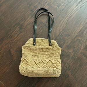 St. John’s Bay summer bag…really clean, ready for summer!